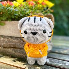 Milo The Hipster Cat Amigurumi Pdf Toy Crochet Pattern Diy Etsy Crochet Amigurumi Free Stuffed Animal Patterns Crochet Amigurumi Free Patterns