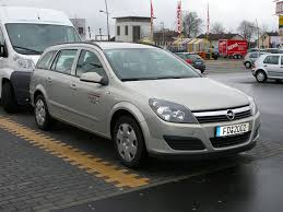 Oc i przegląd na cały rok. Opel Astra Fotos 9 Fahrzeugbilder De