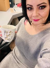 My kids are doing such a wonderful job with Samantha. They are far more  structured than I ever was and she receives it so well. No social media &  2-hr electronic daily