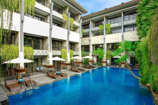 Sol House Bali Legian