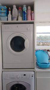 Téléchargez ces vecteur premium sur buanderie avec machine à laver et sèche linge, et découvrez plus de 13m de ressources graphiques professionnelles sur freepik. Superposer Lave Linge Et Seche Linge