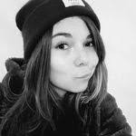 Lily Graff's Instagram, Twitter & Facebook