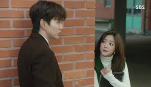 Serial drama korea my strange hero ini menceritakan seorang siswa sma, dia dituduh melakukan kekerasan dan ditendang keluar dari sekolah. My Strange Hero Episodes 17 18 Dramabeans Korean Drama Recaps