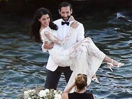 Geschlagene drei minuten (!) sollen sie geknutscht haben! Massimo Sina To Rebecca Hochzeit Wallpaper Page Of 1 Images Free Download