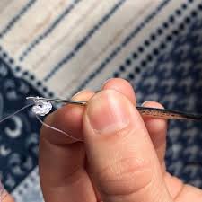 Teknigini Sec Bilekligini Or Teknik 1 Bu Benim Ilk Ogrendigim Teknik Beyaz Ipe Dizip Ordum Ki Daha Net Gozuksun Sihirli Ha Jewelry Silver Rings Silver