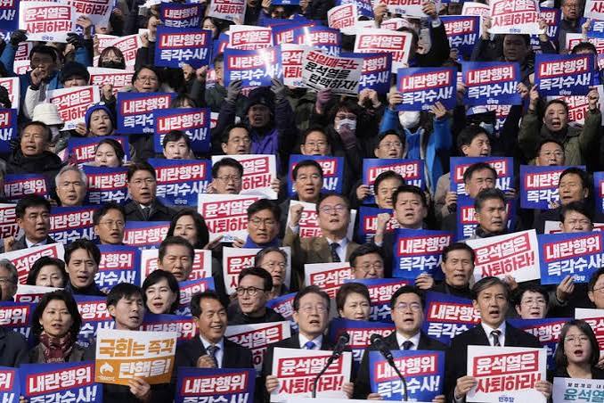 韓国大統領を失職させる弾劾手続きとは? 2016年には朴槿恵氏も | 毎日新聞