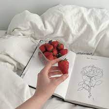 Can you identify these foods? White Aesthetic Y Red Imagen En We Heart It Red Aesthetic Aesthetic Colors Strawberry