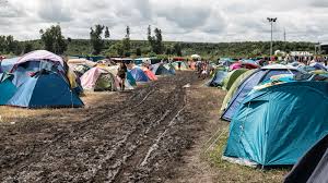 Primele trupe confirmate pentru ediția din 2018 sunt damian marley, jessie j, london grammar, mura masa. Photo Gallery Storming The Electric Castle In Romania 100 Nights Of Summer