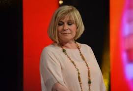 Dass trepper musikantenstadl und konsorten für gewöhnlich verspottet, macht die show „nutten, koks und frische erdbeeren so erfolgreich. Mary Roos Leben Und Karriere Des Schlagerstars