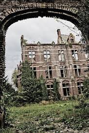 kasteel van mesen lede belgium 1 of 19 abandoned castles abandoned mansions abandoned places