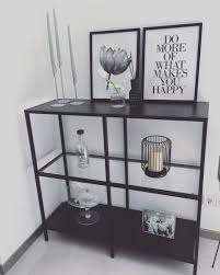 Vittsjo Ikea Idee Zum Dekorieren Minimalistisch Schwarz Und Weiss Schwarz Weiss Dekoration Ikea Ideen Wohnzimmer Schwarz Weiss
