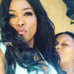 QUICK QUOTES: Wendy Williams Shades #RHOA Kenya Moore Over 'Chateau Thelma'  Comment… (VIDEO)