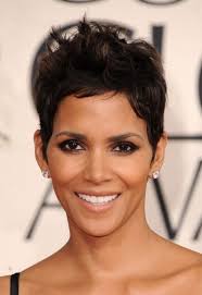 Styling your short hair fast will depend on the cut you have. Hey Short Haired Girls Here S How To Get Your Cut To Look Like Halle Berry S Glamour