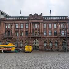 Gröpelinger heerstraße 199 28239 bremen. Deutsche Bank Bank In Altstadt