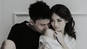 Sebut saja namaku anggi, umurku 22 tahun. Pasangan Artis Ini Bocorkan Pengalaman Malam Pertama Sang Istri Tak Sadar Digituin Tribun Timur