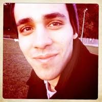 70+ perfiles de «Larose»