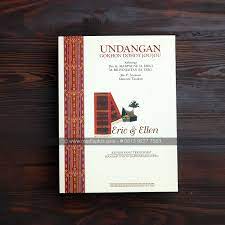 Setiap orang yang menikah tentu menginginkan untuk menikah hanya satu kali saja, walaupun pada kenyataanya banyak yang cerai dan akhirnya menikah kembali dengan. Mp 217 Undangan Softcover Adat Batak