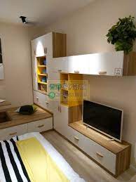 香港傢俬全屋設計訂做今次幫客人間房客人喜歡日式風格 所以選擇左呢款和式作間房趟門顏色選用淺木紋式 配合白色牆色顯得格外整潔舒適如果有需要 裡面可以做埋地台 咁就十足置身日本啦 如果您