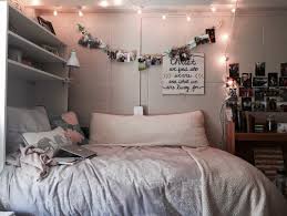 Kamar tidur anak perempuan unik. 40 Contoh Desain Kamar Tidur Unik Minimalis Terbaru 2021 Rumahpedia