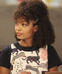 Actor Yara From Blackish Wearing Her Natural Hair Natural Hair Styles Easy Black Girl Natural Hair Girls Natural Hairstyles