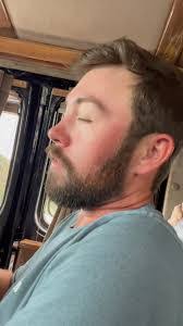 Sydney Laub's Instagram, Twitter & Facebook