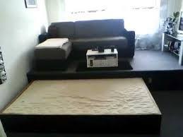 Podest mit bett bett podest bett bettpodest mit espevr bettpodest mit lattenrost und espevr bezug sind im preis enthalten, aber separat. Resultado De Imagen De Bett Podest Podest Bett Kinderzimmer Sofas Fur Kleine Raume Verstecktes Bett