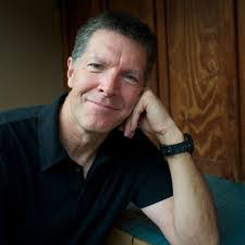 Stone Phillips's Instagram, Twitter & Facebook