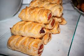 Maybe you would like to learn more about one of these? Delicioso Pan De Jamon Venezolano Masa Hojaldre Acompanado De Aceitunas Verdes Y Uvas Pasas Picture Of La Tortata Bogota Tripadvisor