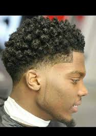 Coupe de cheveux das le cas où la coiffure degrade homme black vous fait de l'oeil, il sera mieux de bien examiner les. Epingle Sur Frisuren