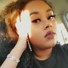 Priscilla Ash's Instagram, Twitter & Facebook