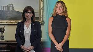 Check spelling or type a new query. Tzenifer Aniston Apo8ewnei Thn Katerina Sakellaropoyloy Ws Gynaika Poy Fernei Thn Allagh