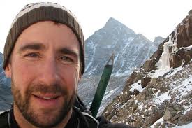 Drunken men jailed for getting too close to bears