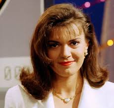 Mma fighter norbert novenyi began professional career in 2007 and currently has 5 fights, of which he won 5 and lost 0. 50 Eves Lett Borbas Marcsi Igy Nezett Ki Fiatalon Amikor Mg Kezdo Bemondo Volt