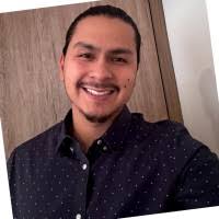 4900+ perfiles de «Roger»