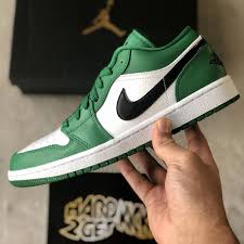 Air Jordan 1 Low Pine Green 553558 301 In 2020 Air Jordans Jordan 1 Low Jordan 1
