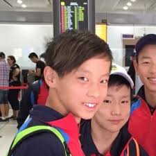 Evan Chee (@EVC_REAL)