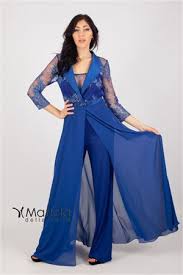 In & out sugli abiti da cerimonia per taglie forti. Madonna 50 Elenchi Di Paola Forti Abiti Da Cerimonia Tailleur Da Cerimonia Con Blazer E Pantalone Di Diffusione Tessile