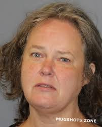 Joni Starr's Instagram, Twitter & Facebook