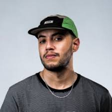 Stream Dan Dias music