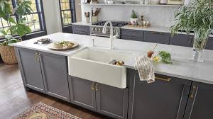 This type of sink is not necessarily linked to farmhouses, cottages and barns. Blanco Ikon Farmhouse Sinks Blanco