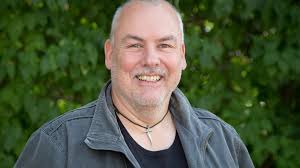 Daniel Grahn: Livet mellan två halvlekar