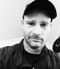 Super sad to hear the news about David Small passing away. I started  working with David and the @missing.autumn gang waaay back in the early  days at ASR Studios. They literally brought