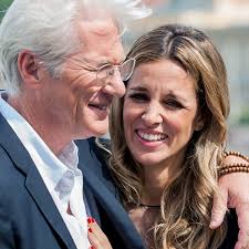 See more of richard gere on facebook. Richard Gere Nur Ein Jahr Nach Der Geburt Seines Sohnes Wird Er Wieder Vater Bunte De