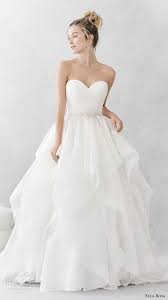 Choose from these beautifully designed wedding hankies to give to someone special in your wedding. 48 Wedding Dresses Ideas In 2021 Wedding Dresses Dresses Bridal Gowns