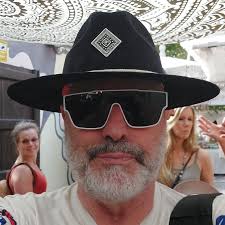 Dadhichi Toth Vedic Astrologer updated his profile picture.