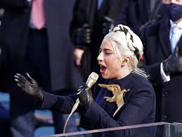 Lady gaga sang the national anthem at president joe biden's inauguration on wednesday, and neither her voice nor her outfit disappointed. Lady Gaga S Inauguration Beauty 2021 All The Makeup Details Vogue