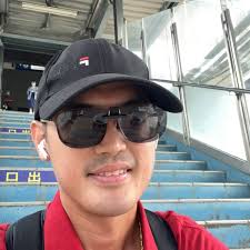 🦭🎧📎🌫️🌪️🩶