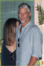 Sandra bullock is dating photographer bryan randall, according to a new report. Sandra Bullock Boyfriend Bryan Randall Step Out For Dinner In Malibu Photo 4137808 Bryan Randall Sandra Bullock Pictures Just Jared