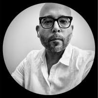 2700+ "Oscar La" profiles