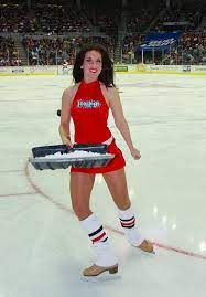 Rockford Icehogs – Ultimate Cheerleaders